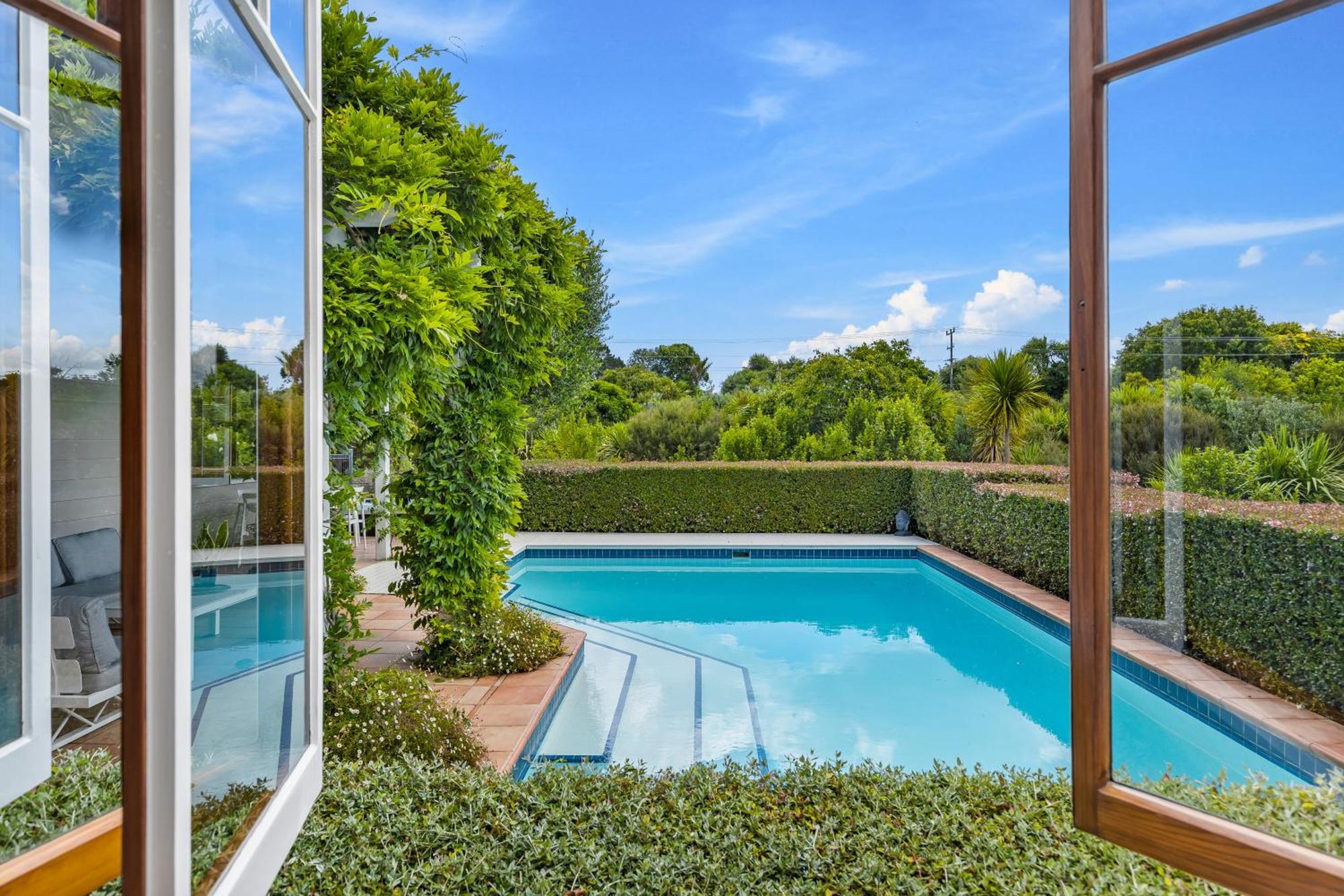 Riverview Retreat Riverhead Bagian luar foto